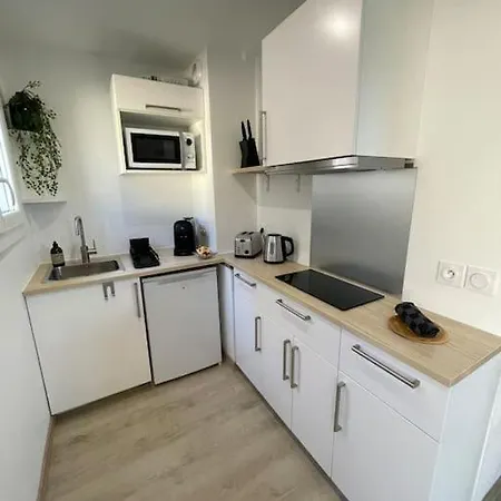 27m² Sur La Cote Pavee Avec Parking Prive アパート トゥールーズ