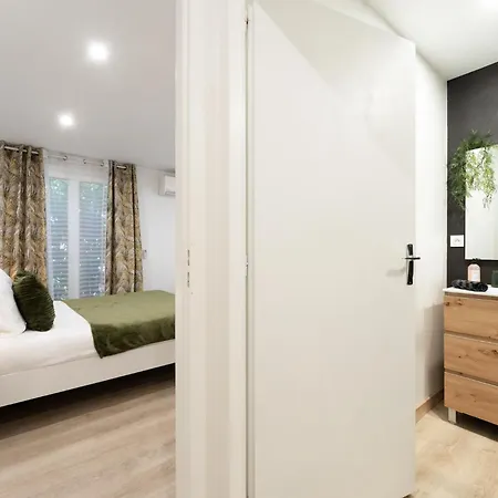 Апартаменты 27m² Sur La Cote Pavee Avec Parking Prive *